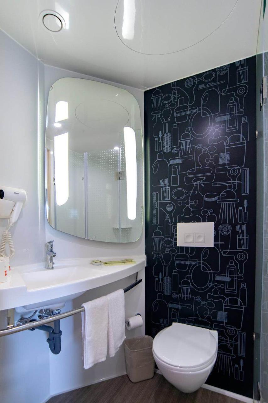 Ibis Wuxi Hi Tech Hotell Eksteriør bilde