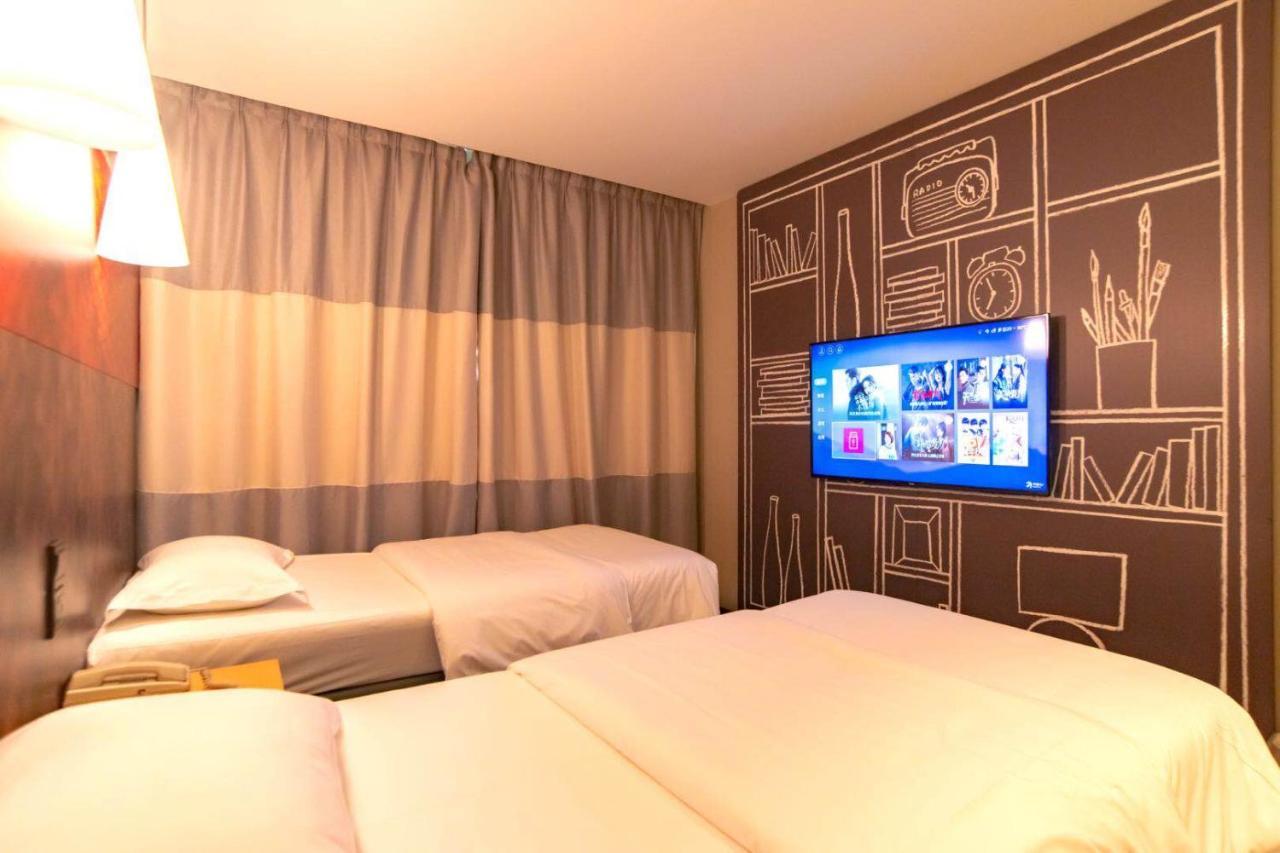 Ibis Wuxi Hi Tech Hotell Eksteriør bilde