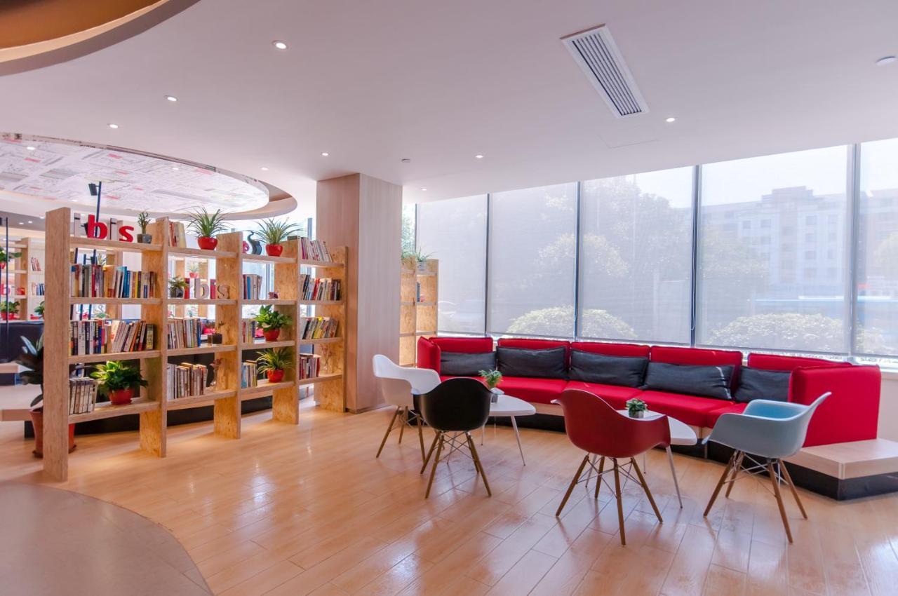 Ibis Wuxi Hi Tech Hotell Eksteriør bilde