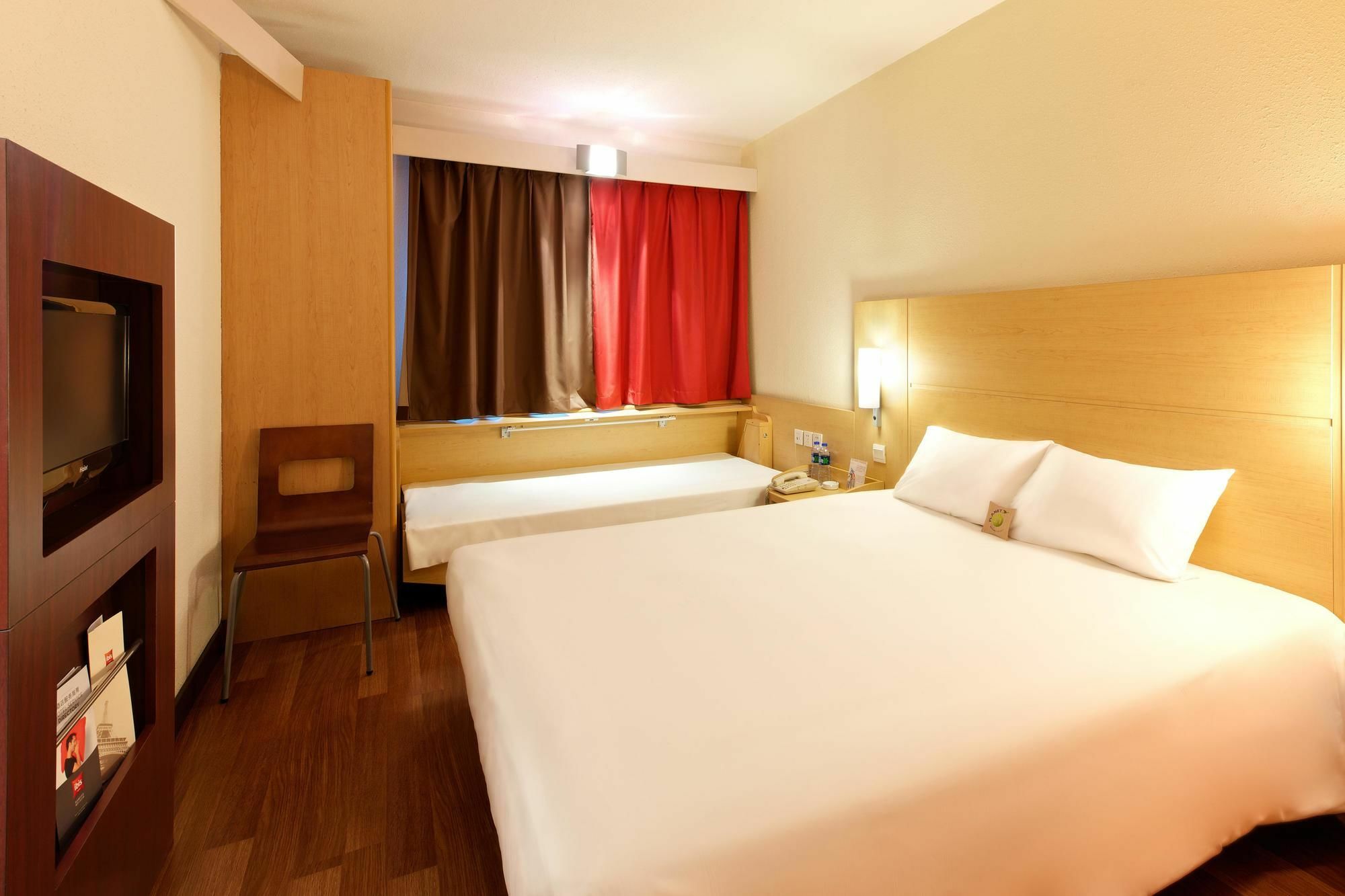 Ibis Wuxi Hi Tech Hotell Eksteriør bilde